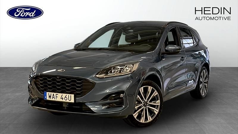 Silver Begagnad 2023 Ford Kuga Business Edition SUV | 294 900 kr (Lite dyr) - Bild 1/4