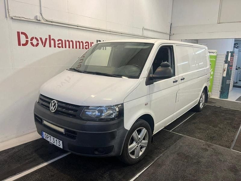 Vit Begagnad 2014 VW T5 Van | 59 900 kr (Superpris) - Bild 1/4
