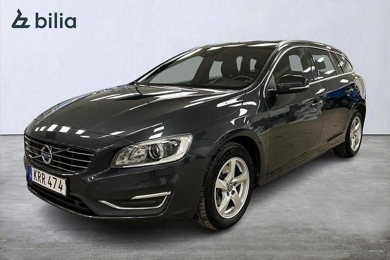 Grå Begagnad 2017 Volvo V60 Business Edition Kombi | 179 900 kr (Marknadspris) - Bild 1/3