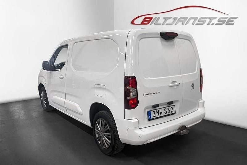 Begagnad Peugeot Partner 103 HK (75 kW) 2018 Vit Minibuss