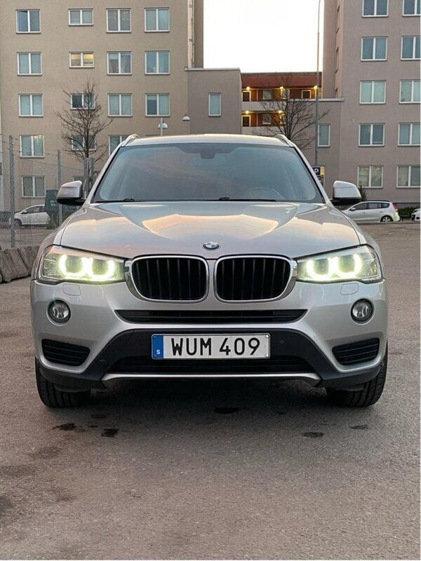 Silver Begagnad 2015 BMW X3 SUV | 170 000 kr (Bra pris) - Bild 1/4