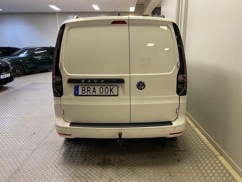 Begagnad VW Caddy 122 HK (89 kW) 2023 Vit Minibuss