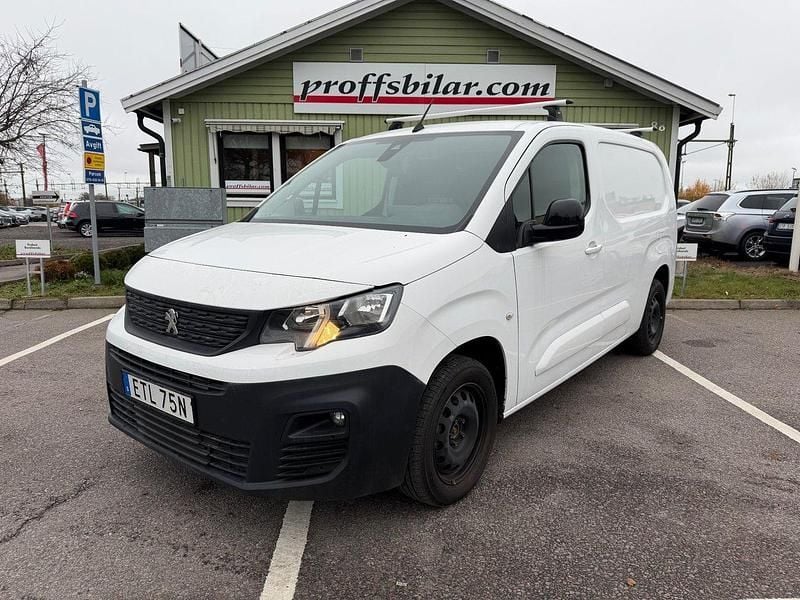 Vit Begagnad 2021 Peugeot Partner Van | 119 900 kr (Superpris) - Bild 1/4