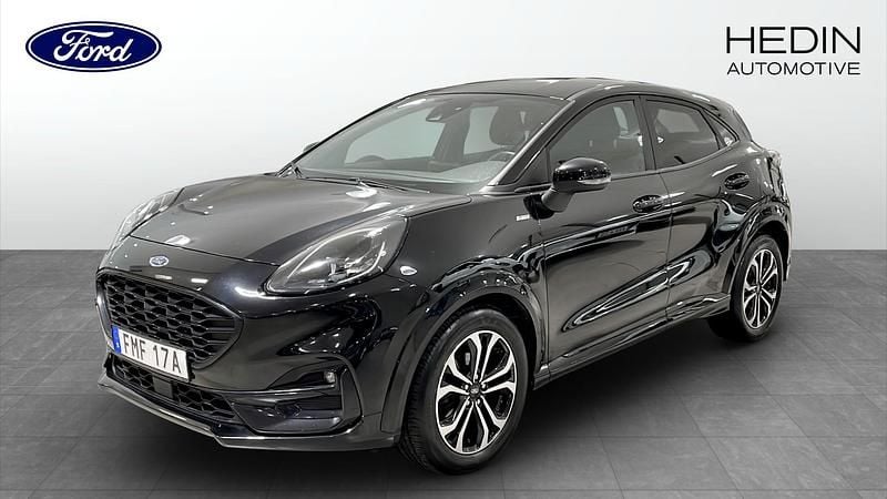Svart Begagnad 2022 Ford Puma ST-Line SUV | 249 000 kr (Dyr) - Bild 1/4