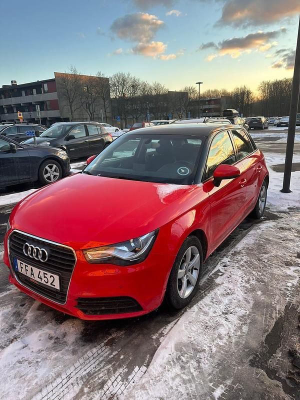 Begagnad Audi A1 Sportback 90 HK (66 kW) 2014 Halvkombi