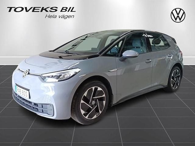 Grå (moonstone grey black) Begagnad 2023 VW ID.3 Pro Performance Halvkombi | 284 900 kr (Marknadspris) - Bild 1/3