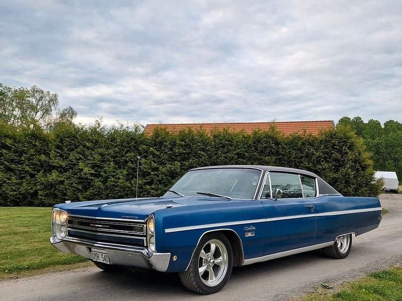 Begagnad Plymouth Fury 294 HK (216 kW) 1968 Blå Sportkupé