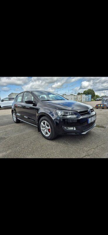 Svart Begagnad 2012 VW Polo Sedan | 50 000 kr (Bra pris) - Bild 1/4