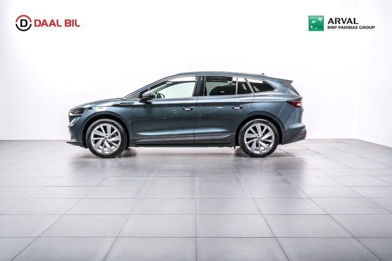 Grå Begagnad 2021 Skoda Enyaq iV SUV | 364 900 kr - Bild 1/4