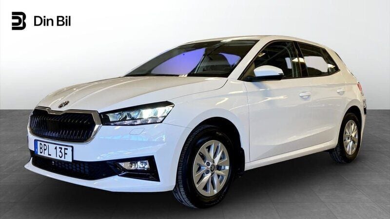 Vit Ny 2025 Skoda Fabia Selection Halvkombi | 224 900 kr (Superpris) - Bild 1/4