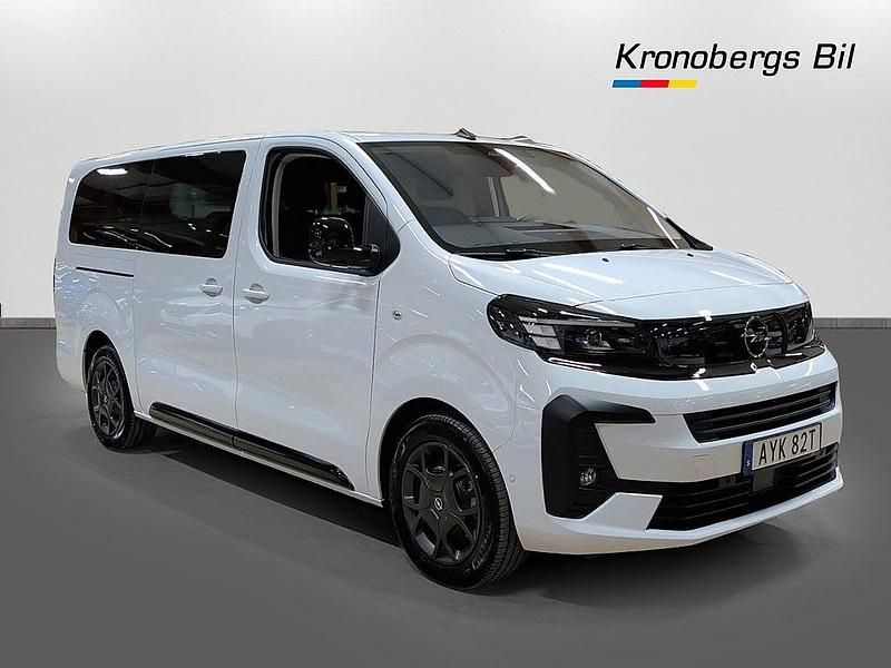 Ny Opel Zafira 177 HK (130 kW) 2025 Vit Minibuss