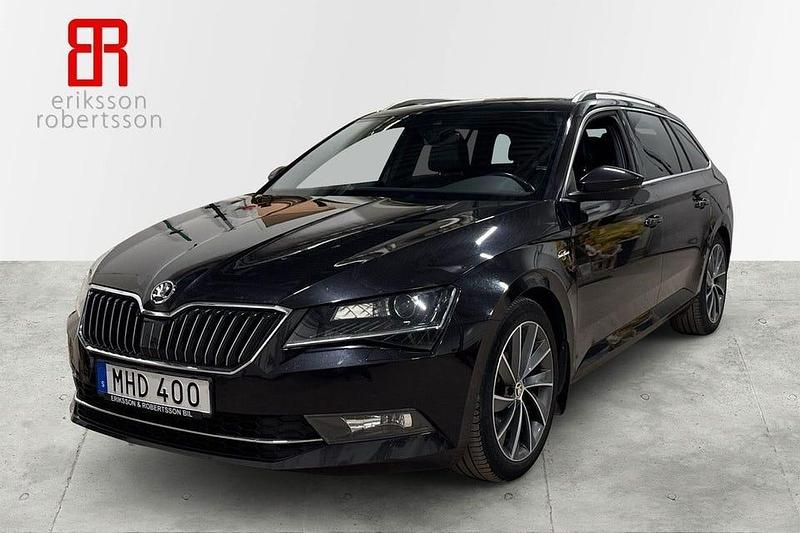 Svart Begagnad 2018 Skoda Superb LAURIN & KLEMENT Kombi | 249 900 kr (Lite dyr) - Bild 1/4