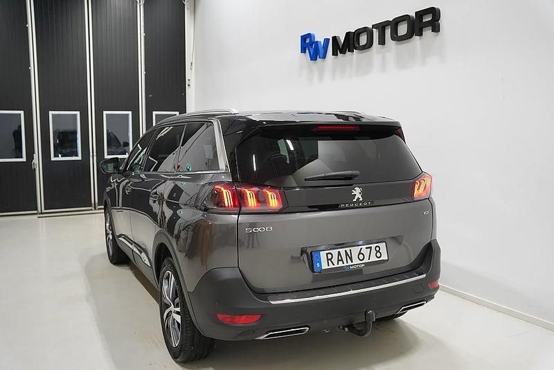 Begagnad Peugeot 5008 131 HK (96 kW) 2023 Grå SUV