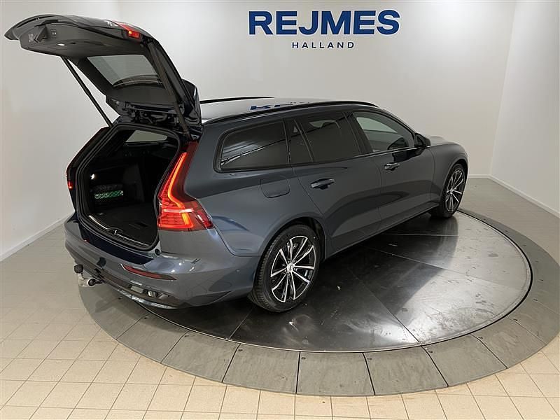 Ny Volvo V60 2026 Blå Kombi