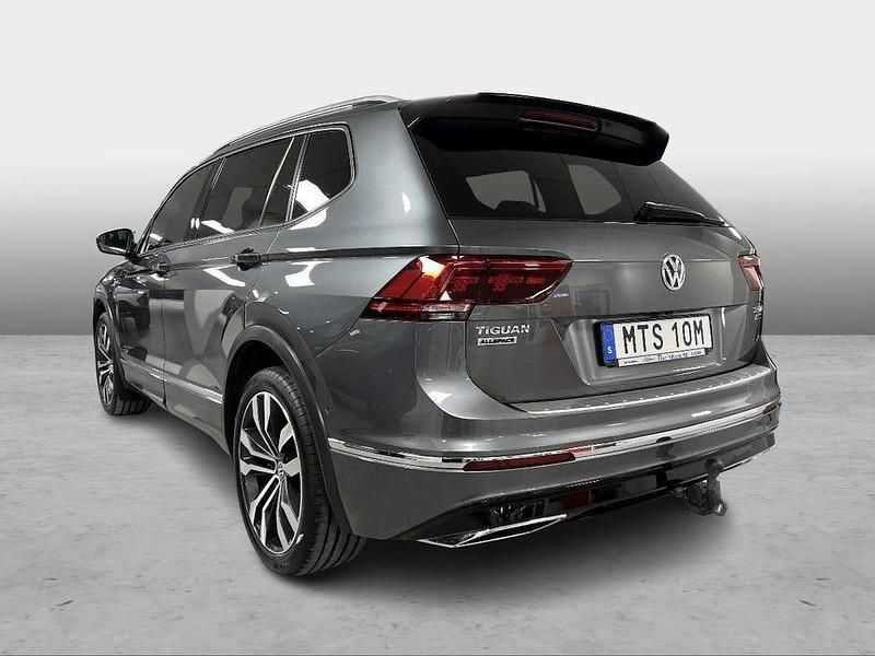 Begagnad VW Tiguan Allspace 239 HK (175 kW) 2019 Grå SUV