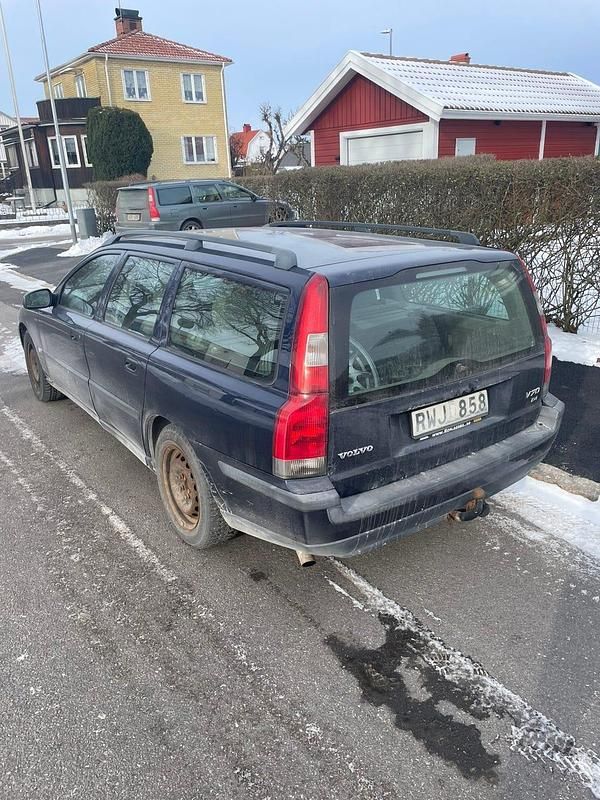 Begagnad Volvo V70 170 HK (125 kW) 2001 Kombi