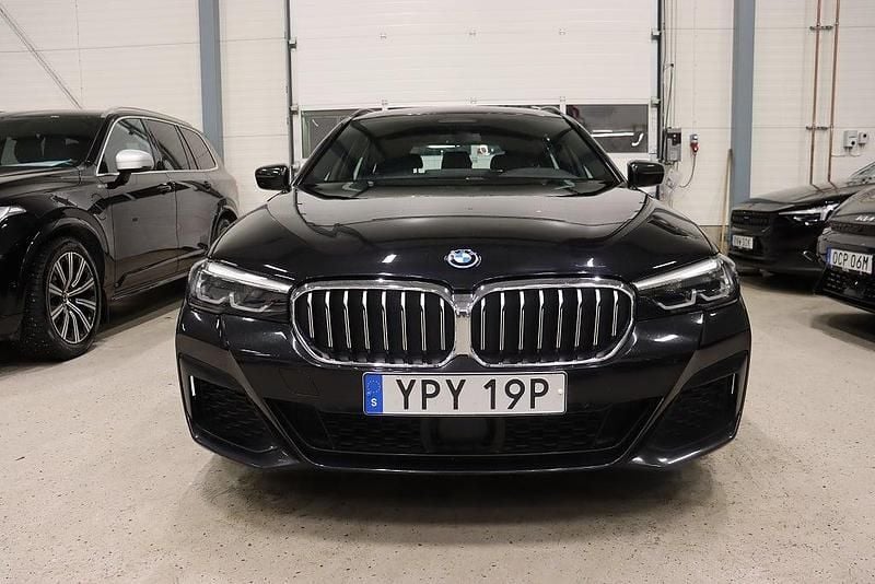 Begagnad BMW 530e M Sport 184 HK (135 kW) 2022 Svart Kombi
