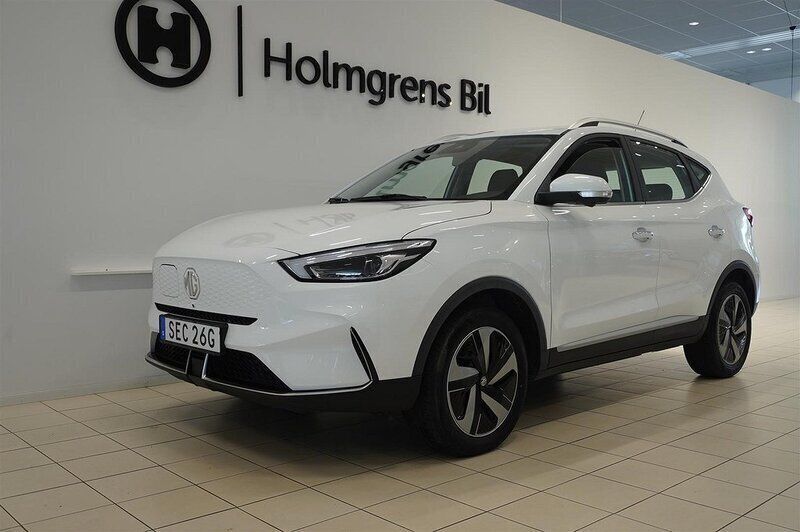Vit Begagnad 2021 MG ZS Luxury Sedan | 229 900 kr (Superpris) - Bild 1/4