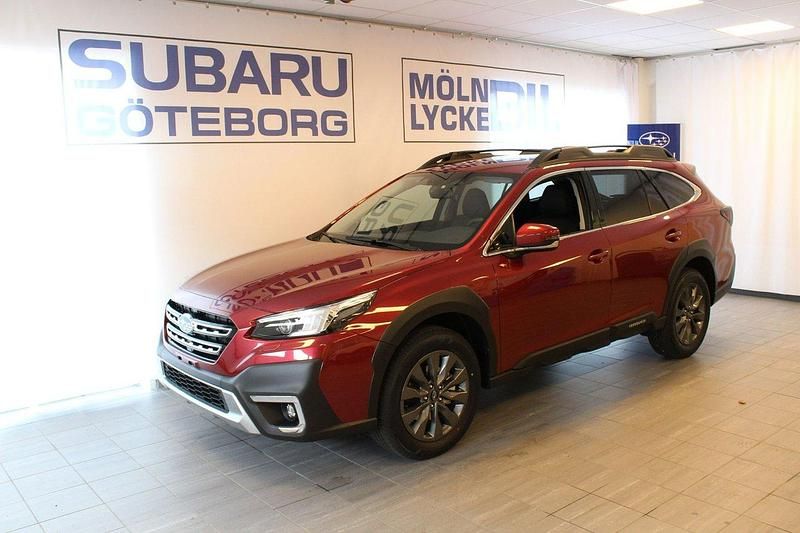 Röd (crimson red) Ny 2025 Subaru Outback SUV | 481 800 kr - Bild 1/4