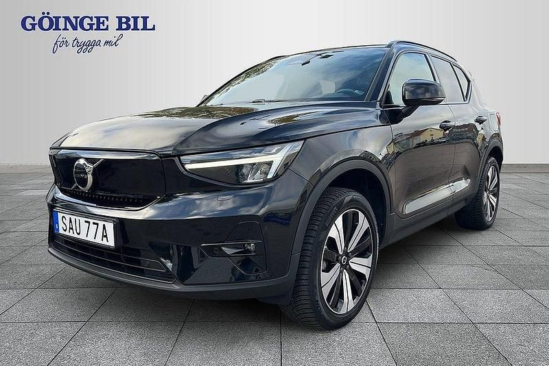 Svart Begagnad 2022 Volvo XC40 Plus SUV | 349 000 kr - Bild 1/3