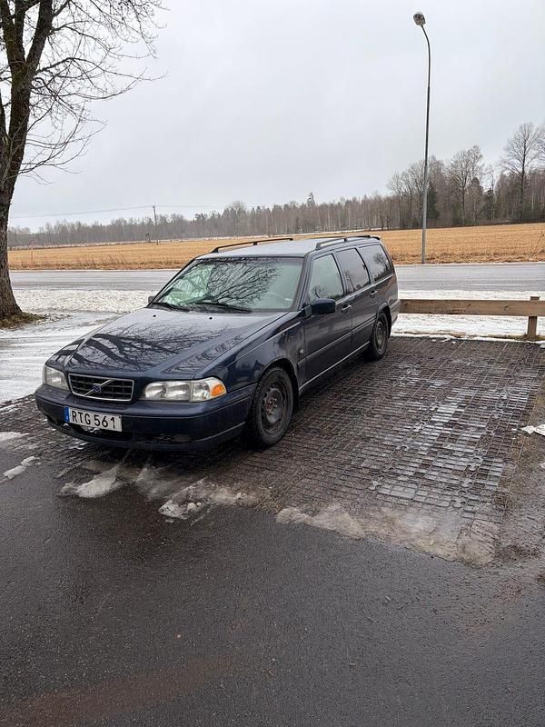 Begagnad Volvo V70 140 HK (102 kW) 1999 Kombi