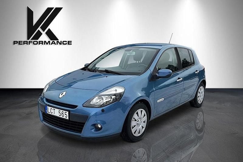 Blå Begagnad 2010 Renault Clio R.S. Halvkombi | 32 900 kr (Marknadspris) - Bild 1/4