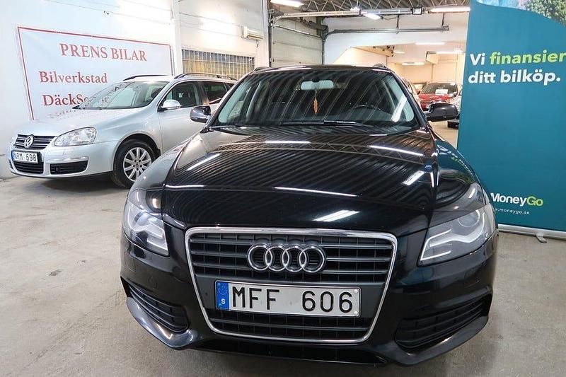 Svart Begagnad 2012 Audi A4 Kombi | 84 900 kr (Marknadspris) - Bild 1/4