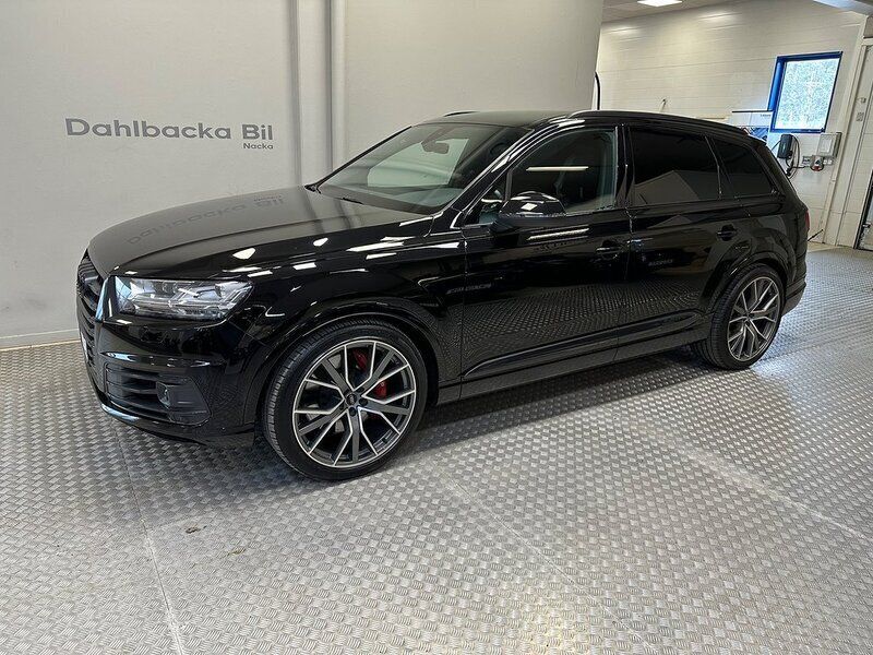 Svart Begagnad 2017 Audi SQ7 SUV | 649 000 kr (Dyr) - Bild 1/4
