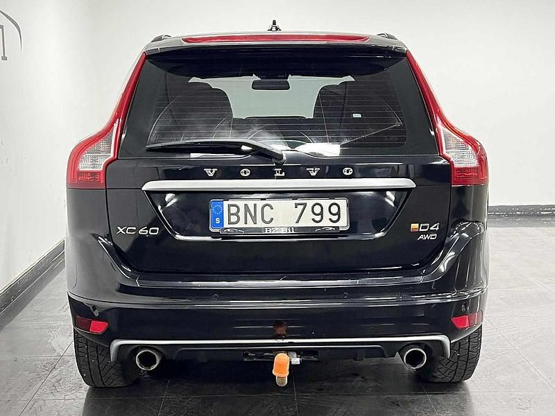 Begagnad Volvo XC60 R-Design 164 HK (120 kW) 2013 Svart SUV