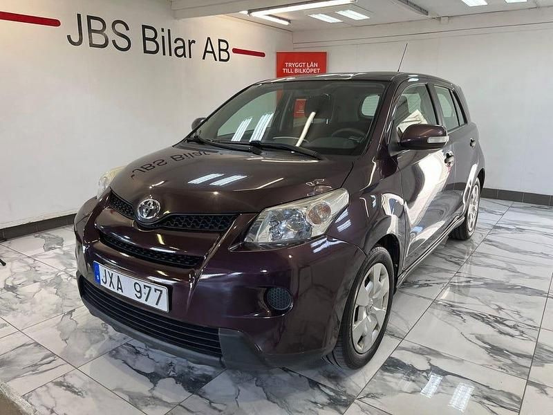 Lila Begagnad 2009 Toyota Urban Cruiser SUV | 49 900 kr (Marknadspris) - Bild 1/4