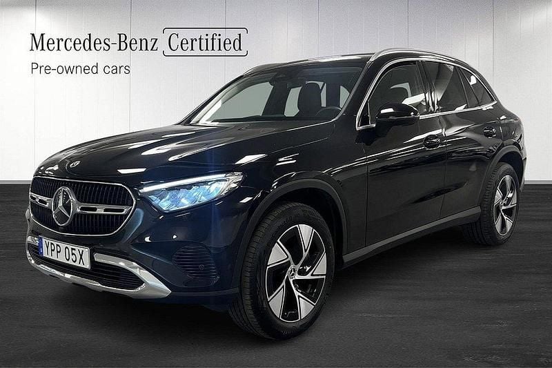 Svart Begagnad 2024 Mercedes GLC300e Avantgarde SUV | 619 000 kr (Marknadspris) - Bild 1/4