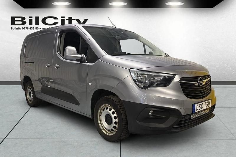 Begagnad Opel Combo 132 HK (97 kW) 2019 Grå Van