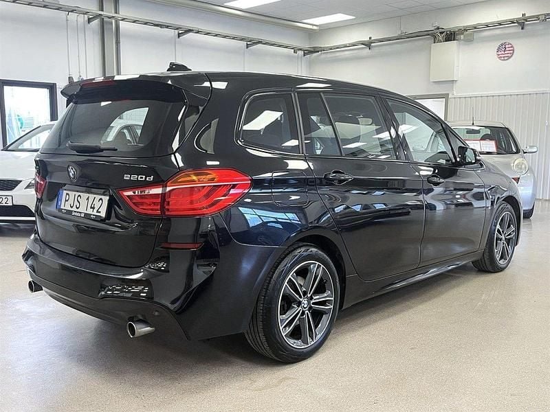 Begagnad BMW 220 Gran Tourer M Sport 190 HK (139 kW) 2017 Svart Minibuss