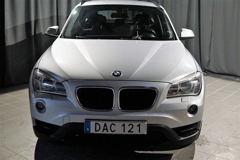 Begagnad BMW X1 143 HK (105 kW) 2014 Silver SUV
