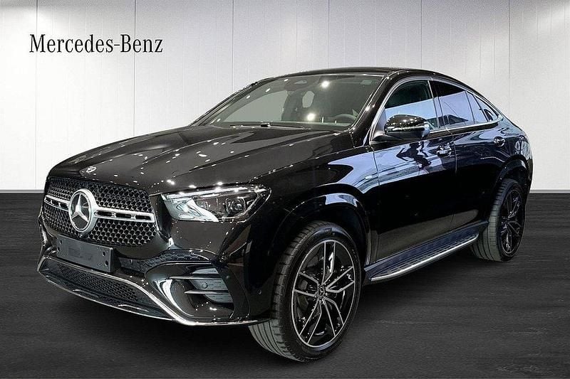 Obsidiansvart metallic Ny 2025 Mercedes GLE350 Sportkupé | 1 186 150 kr - Bild 1/4