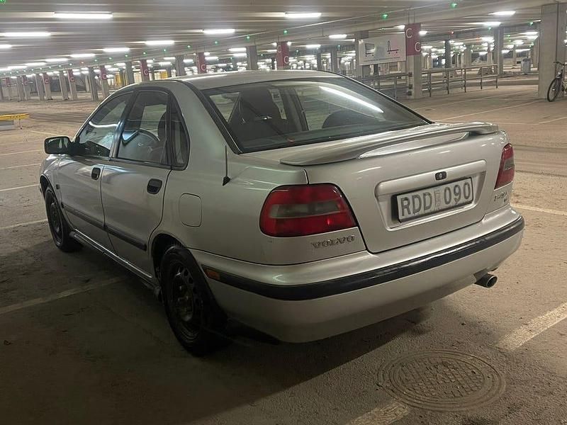 Begagnad Volvo S40 122 HK (89 kW) 2000 Sedan