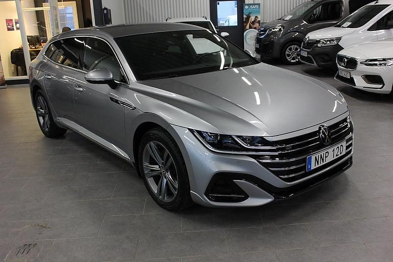 Silver Begagnad 2023 VW Arteon R-line Kombi | 354 900 kr (Marknadspris) - Bild 1/4