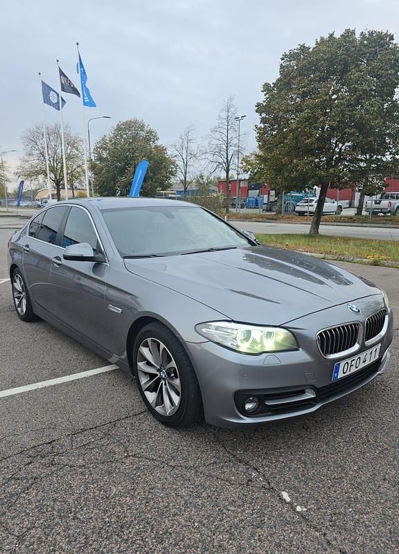 Begagnad 2016 BMW 520 Sedan | 174 000 kr (Marknadspris) - Bild 1/4
