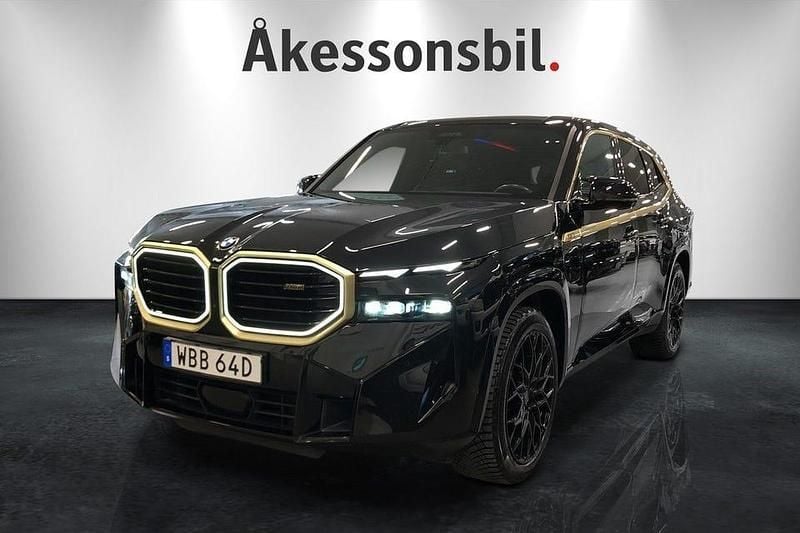 Begagnad BMW XM 653 HK (480 kW) 2023 Svart SUV