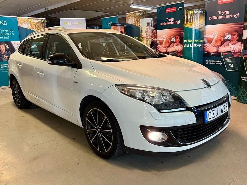 Vit Begagnad 2012 Renault Mégane GrandTour Bose Edition Kombi | 64 900 kr (Marknadspris) - Bild 1/4