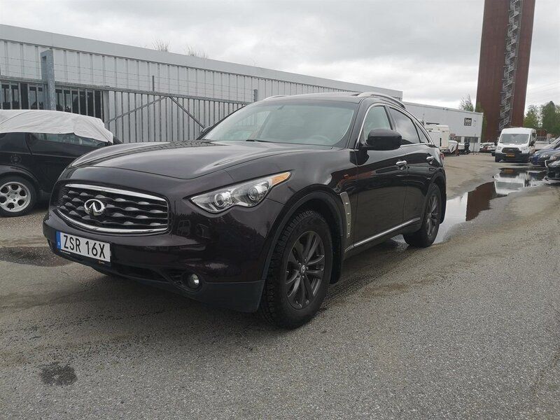 Mörkbrun (brun) Begagnad 2010 Infiniti Fx35 SUV | 159 000 kr - Bild 1/4