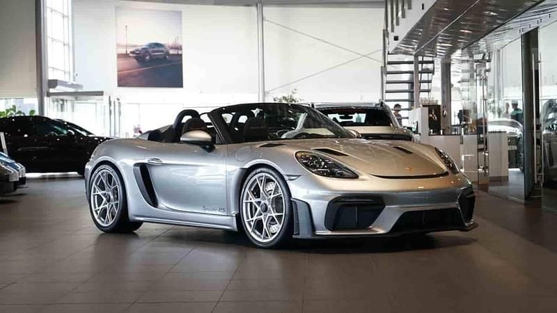 Ny Porsche 718 Spyder 2025 Flerfärgad Cab