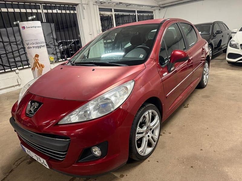 Begagnad Peugeot 207 95 HK (69 kW) 2010 Röd