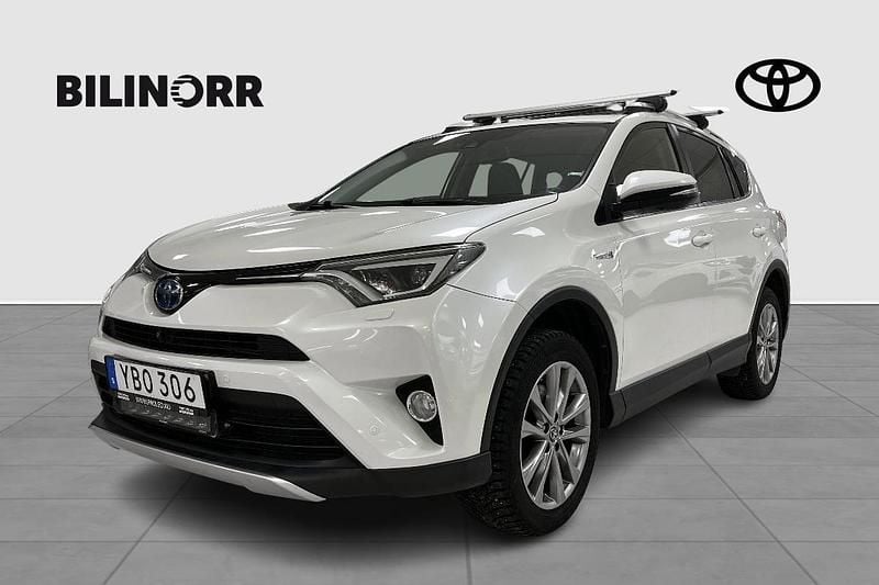 Vit Begagnad 2015 Toyota RAV4 Hybrid Executive SUV | 159 000 kr (Marknadspris) - Bild 1/4