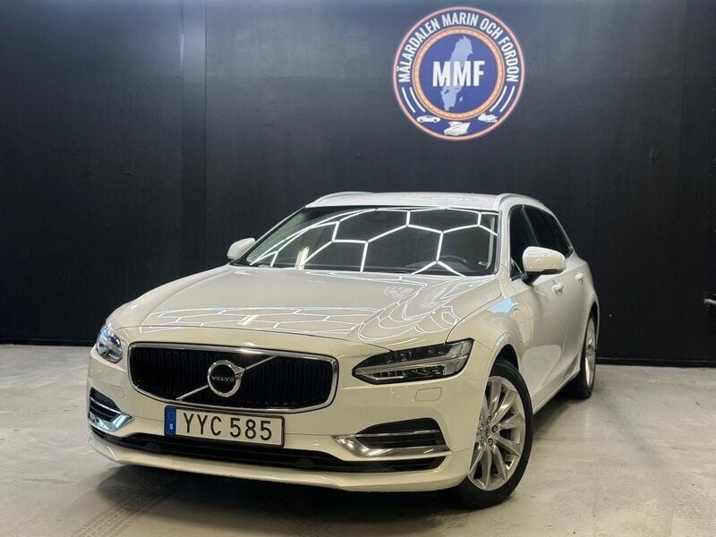 Vit Begagnad 2018 Volvo V90 Momentum Kombi | 244 800 kr (Marknadspris) - Bild 1/4