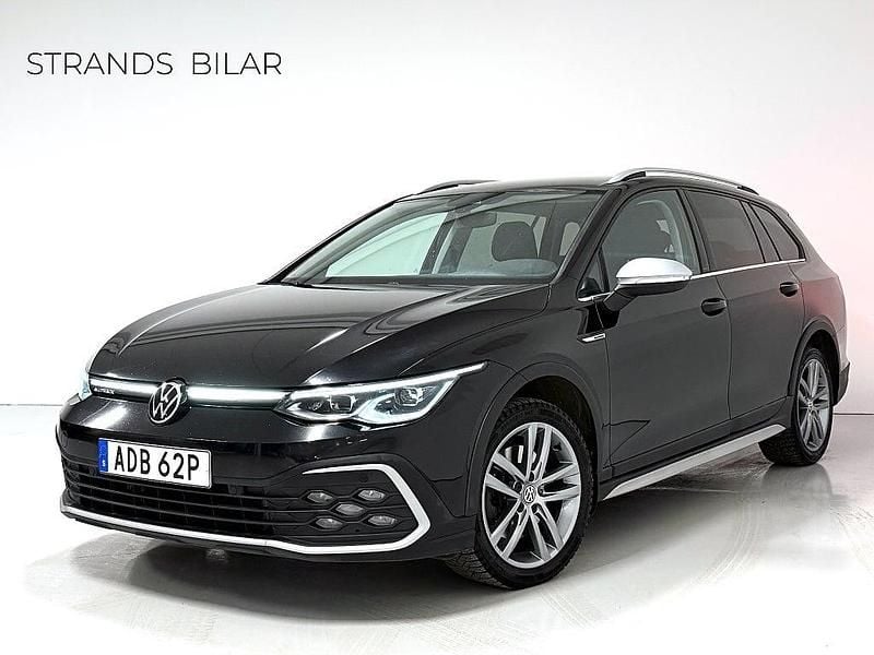 Svart Begagnad 2021 VW Golf Alltrack Kombi | 229 000 kr (Marknadspris) - Bild 1/4