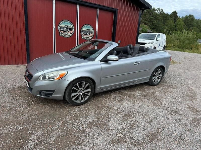 Grå Begagnad 2012 Volvo C70 Cab | 129 000 kr (Superpris) - Bild 1/4