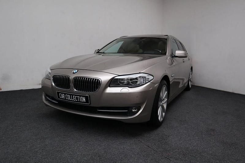 Grå Begagnad 2010 BMW 535 Kombi | 109 900 kr (Bra pris) - Bild 1/4