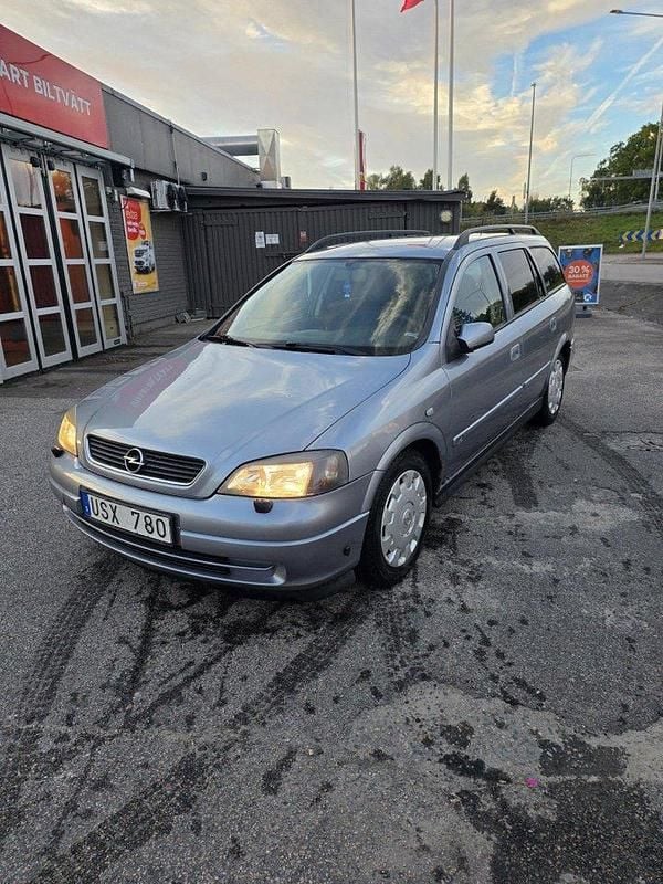 Grå Begagnad 2004 Opel Astra Kombi | 25 000 kr (Lite dyr) - Bild 1/4