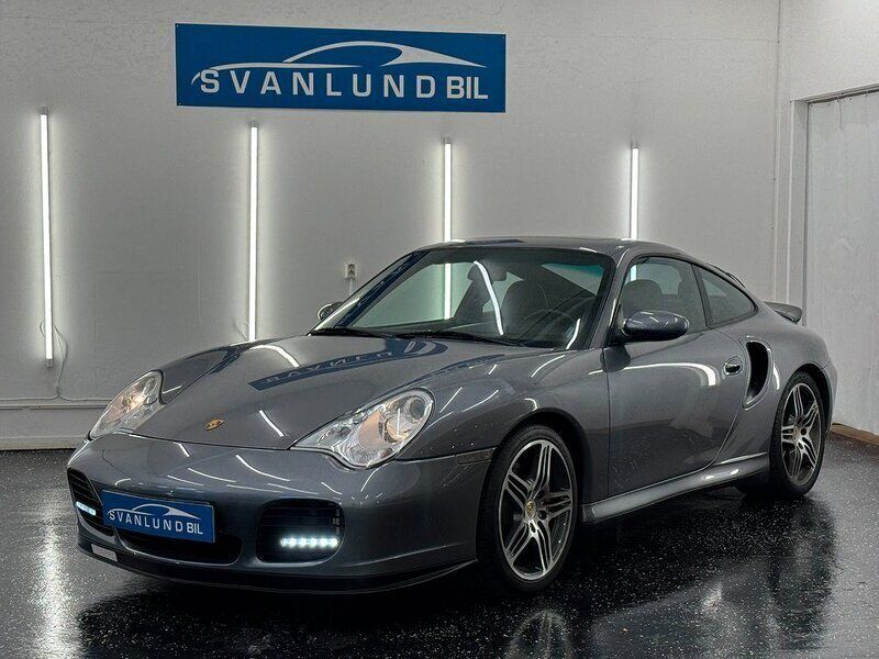Begagnad 2001 Porsche 911 Turbo Sportkupé | 629 800 kr - Bild 1/4